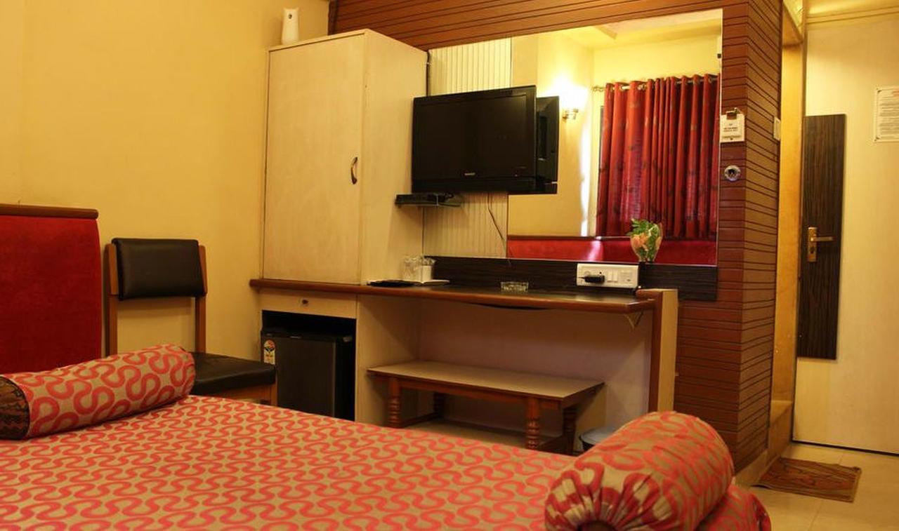 Hotel Siddhartha Bombaj Zewnętrze zdjęcie