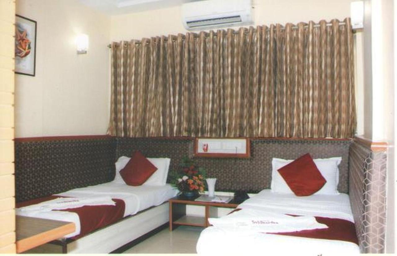 Hotel Siddhartha Bombaj Zewnętrze zdjęcie